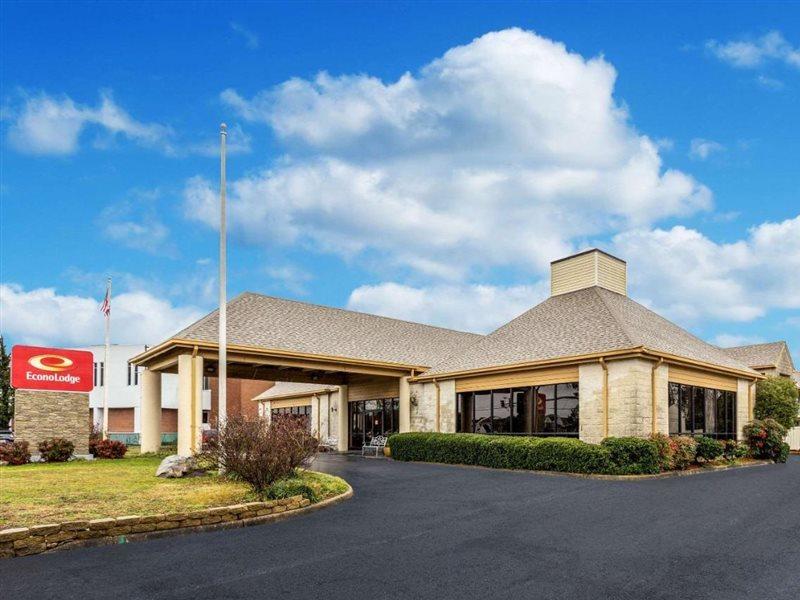 Econo Lodge Naval Station Norfolk Exterior photo